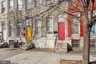 220 N Luzerne Ave in Baltimore, MD - Building Photo - Building Photo