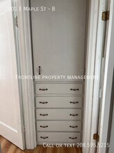 2001 E Maple St-Unit -B in Caldwell, ID - Building Photo - Building Photo