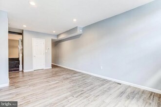 1132 Nanticoke St in Baltimore, MD - Foto de edificio - Building Photo