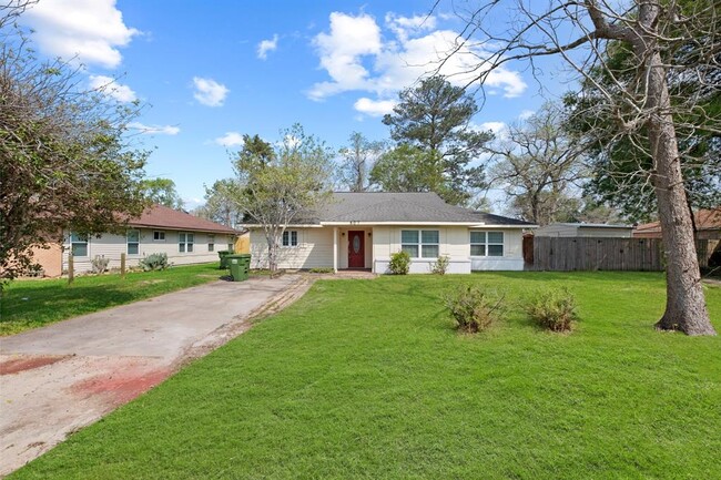property at 507 Ladd St