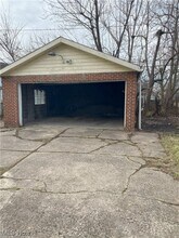 3680 E 144th St, Unit 2 in Cleveland, OH - Building Photo - Building Photo