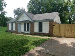 3635 Pembrook Dr in Horn Lake, MS - Building Photo - Building Photo