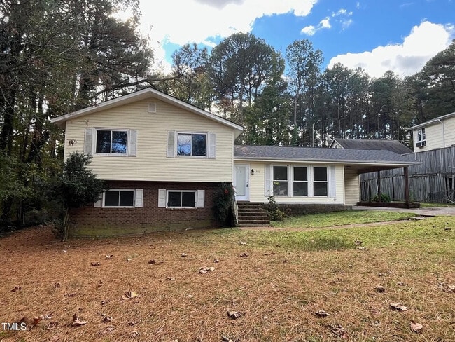 Room in House on Forge Rd in Durham, NC - Building Photo - Building Photo