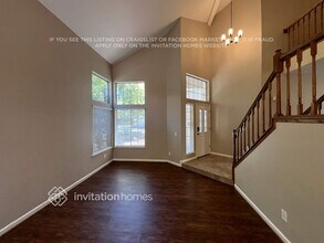 8047 Stretto Ct in Antelope, CA - Foto de edificio - Building Photo