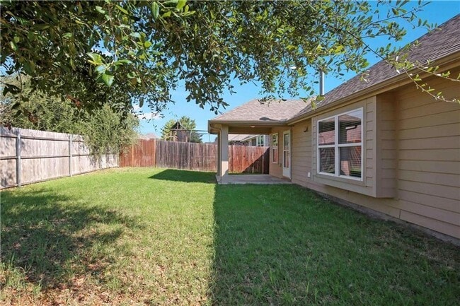 1420 Samantha Creek Dr in Little Elm, TX - Building Photo - Building Photo