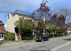 1261-1293 W 8th Ave in Vancouver, BC - Building Photo