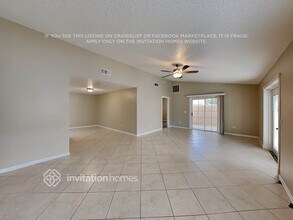 820 Little Town Rd in Port Orange, FL - Foto de edificio - Building Photo