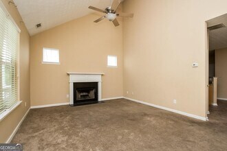 4652 Parkway Cir in Atlanta, GA - Foto de edificio - Building Photo