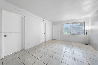 1210 NW 2nd St in Fort Lauderdale, FL - Building Photo - Building Photo