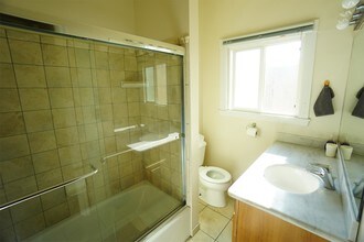 1846 Spruce St-Unit -26 in Berkeley, CA - Building Photo - Building Photo