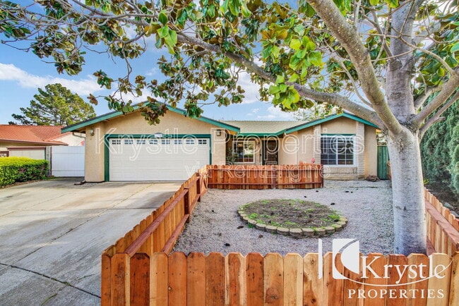 property at 180 Obsidian Ct