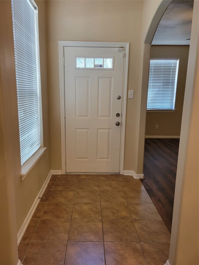 13411 Forest Pines Village Ln in Houston, TX - Building Photo - Building Photo