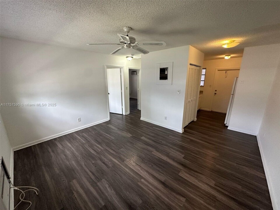 844 NW 18th Ave in Fort Lauderdale, FL - Building Photo