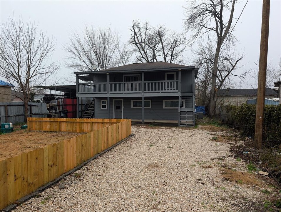 2513 Kowis St in Houston, TX - Building Photo