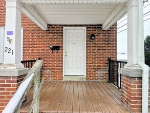 221 Arch St in Ephrata, PA - Building Photo - Building Photo