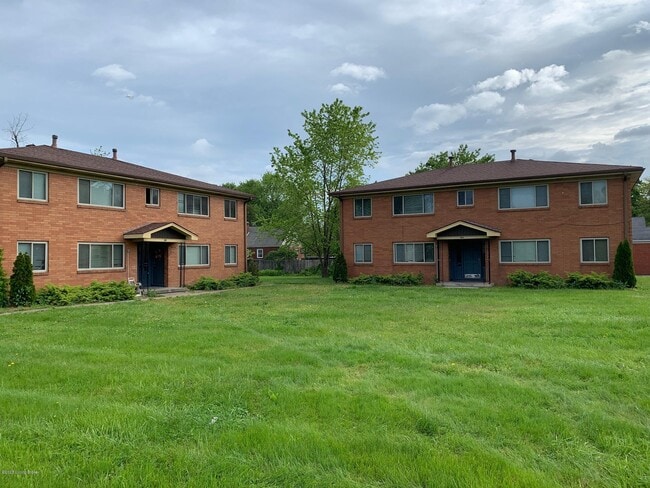 property at 400 N Clark Blvd