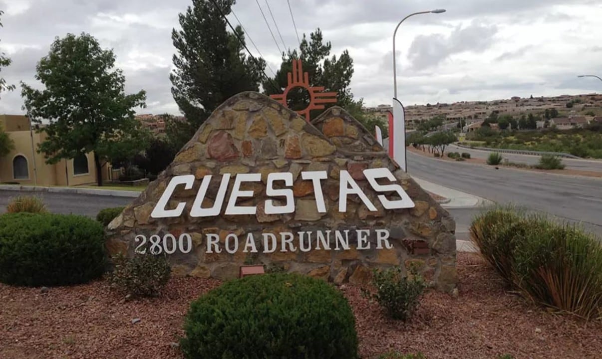 Cuestas Apartment Homes in Las Cruces, NM - Foto de edificio