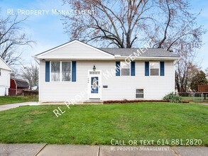 596 Knights Ave in Columbus, OH - Building Photo - Building Photo