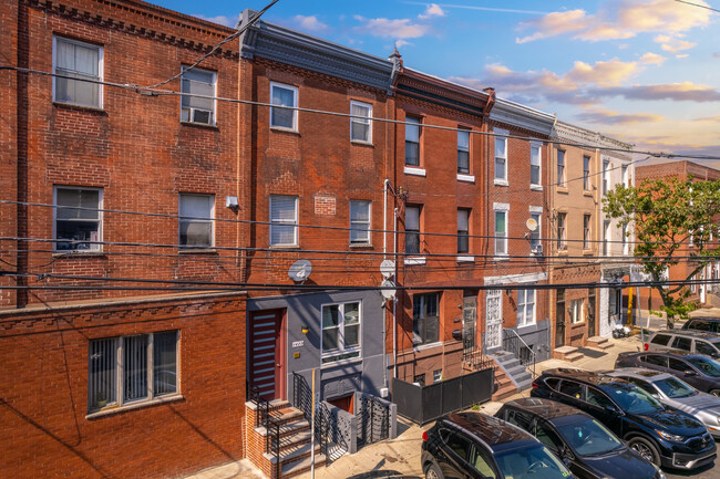 1425 Jackson St in Philadelphia, PA - Building Photo - Building Photo