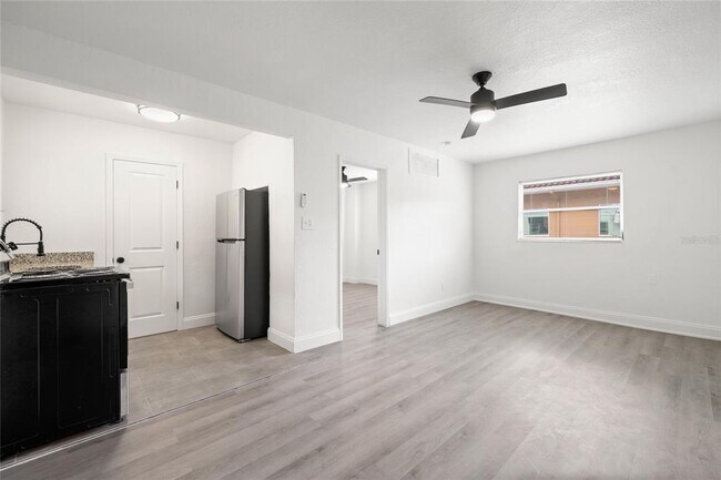 919 16th Ave N-Unit -1 in St. Petersburg, FL - Building Photo - Building Photo