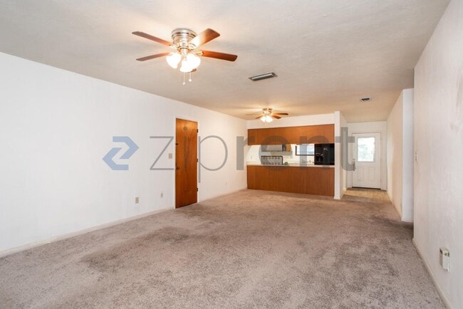 property at 6722 NW 113th Ln