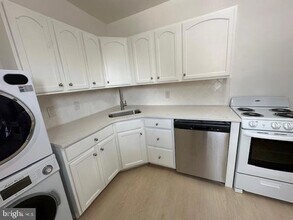 3617 Garrett Rd, Unit B-1 in Drexel Hill, PA - Building Photo - Building Photo