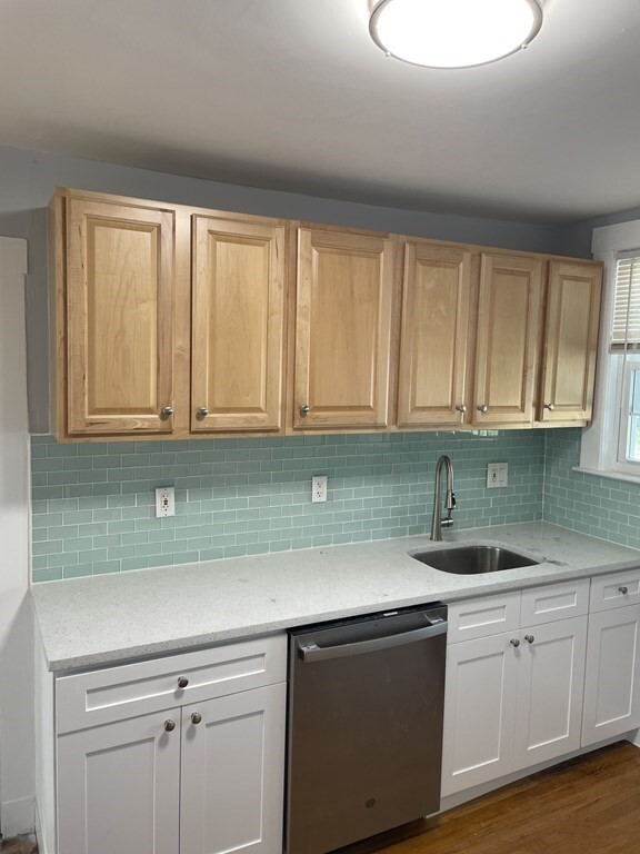 property at 14 Edinboro Rd
