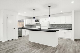 17411 Seven Pines Dr in Spring, TX - Building Photo