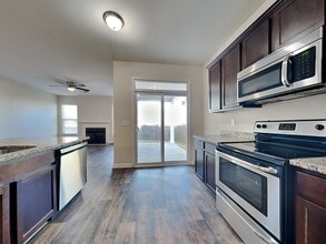 134 Jeremiah Rd in Lexington, SC - Foto de edificio - Building Photo