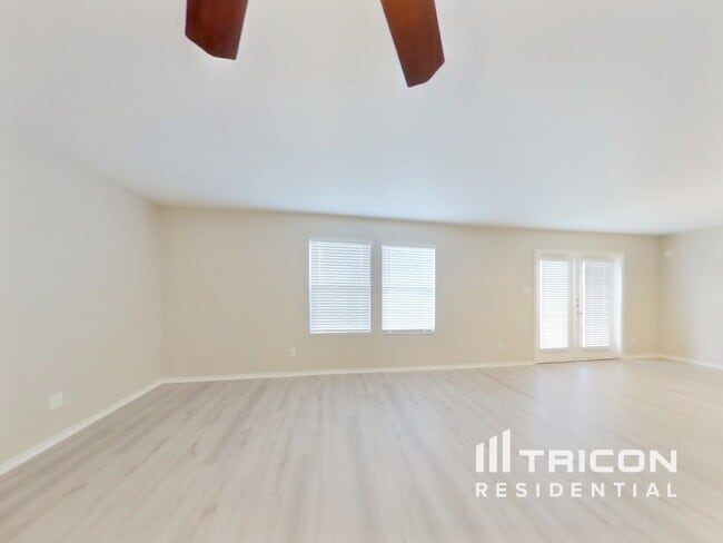 7714 Burro Bend in San Antonio, TX - Building Photo - Building Photo