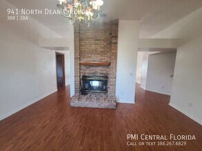 941 N Dean Cir in Deltona, FL - Building Photo - Building Photo