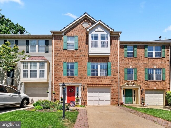 20551 Ashley Terrace in Sterling, VA - Building Photo - Building Photo