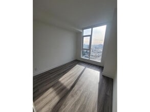 10750-1135A 135a St in Surrey, BC - Building Photo - Building Photo