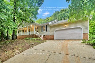 6616 Kirkstall Ct in Charlotte, NC - Building Photo