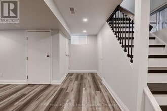 22 St James St in Brantford, ON - Building Photo - Building Photo