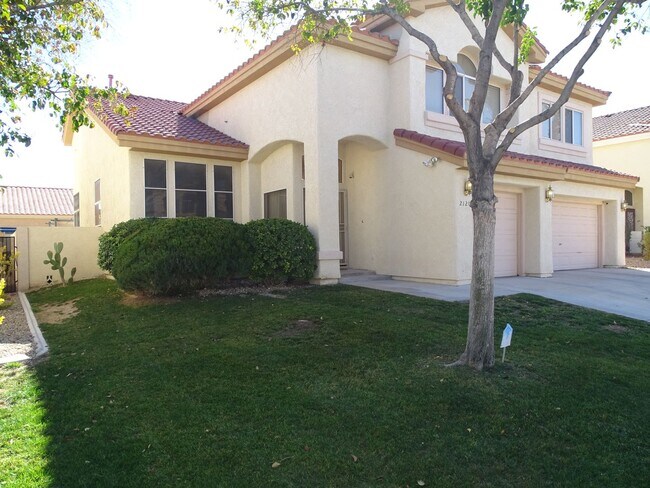 2120 Waterbury Ln in Las Vegas, NV - Foto de edificio - Building Photo