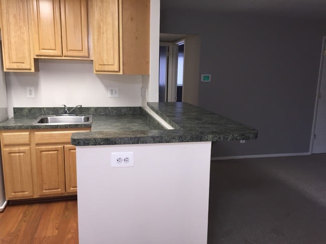 Edgewood Park Apartments in Edgewood, MD - Building Photo - Building Photo