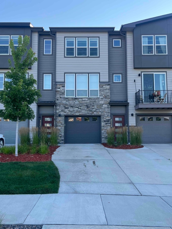 property at 4355 Cyan Cir