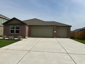 196 Otter Rd in Kyle, TX - Building Photo - Building Photo