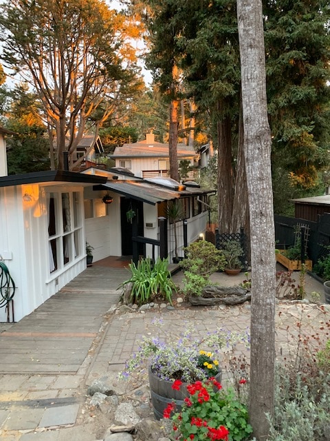 property at 1031 Funston Ave