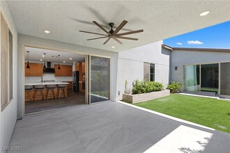 2677 Via Monet in Henderson, NV - Building Photo - Building Photo