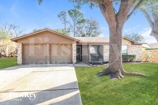 732 NW Ann Lois Ln in Burleson, TX - Building Photo