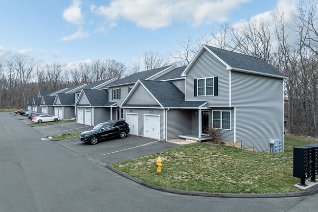 Winding River Apartments