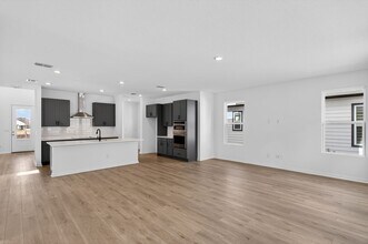 2967 Embark Trl in St. Cloud, FL - Building Photo - Building Photo