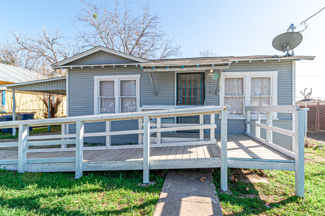1610 Lennon Ave in San Antonio, TX - Foto de edificio
