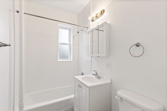 146 Valley Apartments in Rutherford, NJ - Foto de edificio - Building Photo