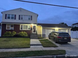 18 Eulner St in South Amboy, NJ - Building Photo