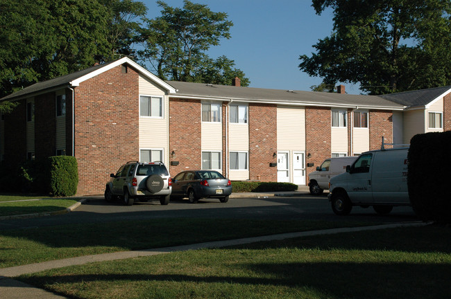 Lloyd Manor Apartments in Long Branch, NJ - Building Photo - Building Photo