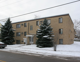 271 Earl St in St. Paul, MN - Building Photo - Building Photo