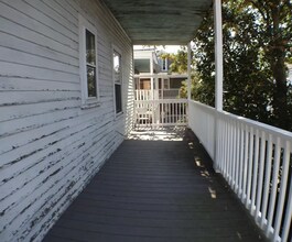 102 Saxton St in Boston, MA - Building Photo - Building Photo